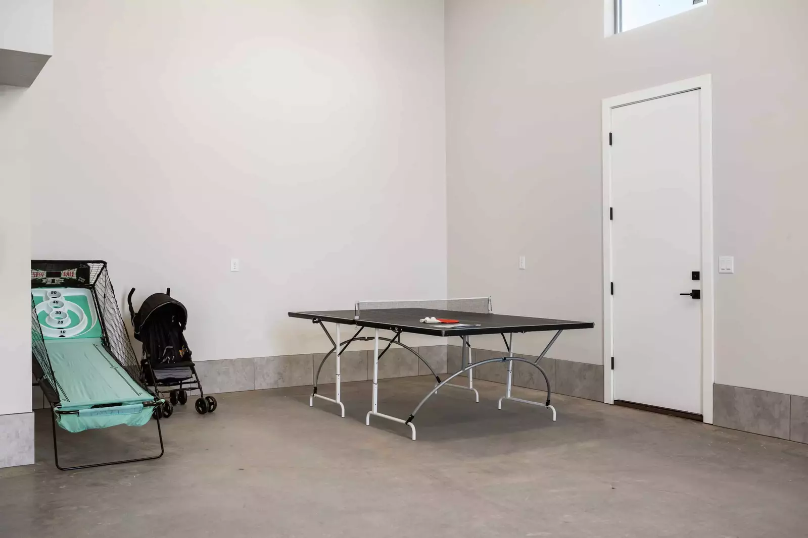 Ping Pong Table, Stroller