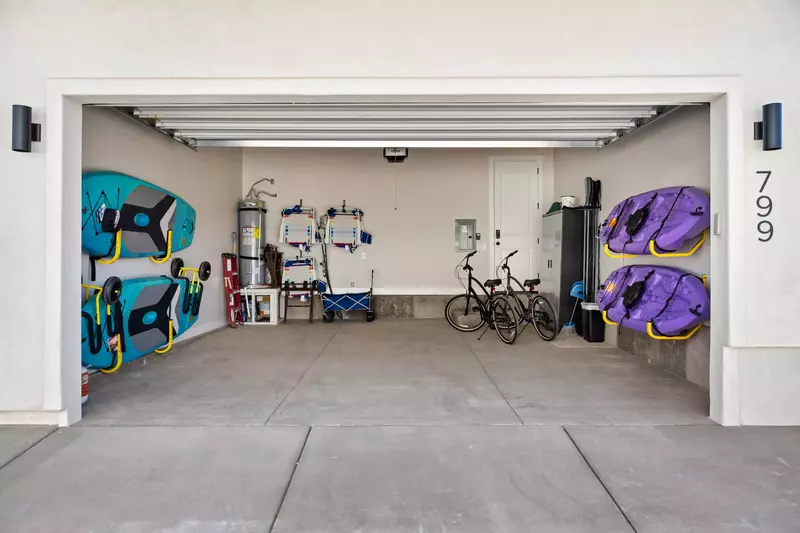 Garage with Amenties