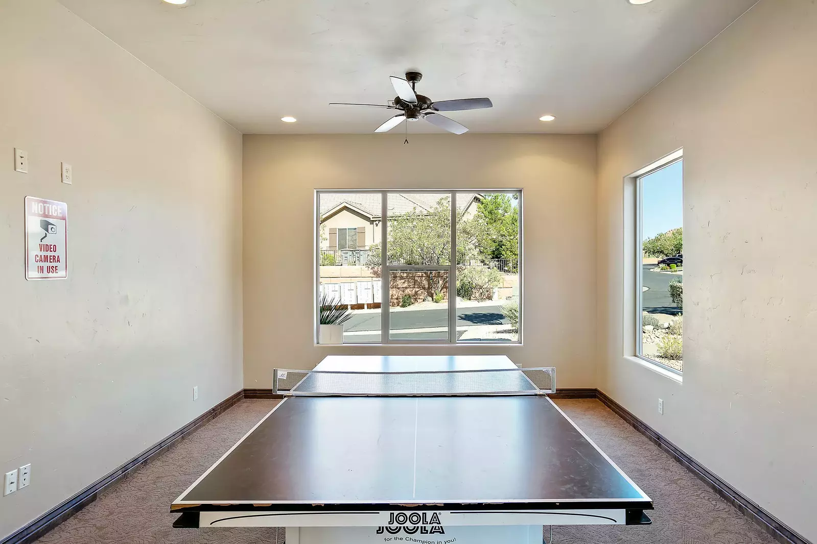 Clubhouse Ping Pong