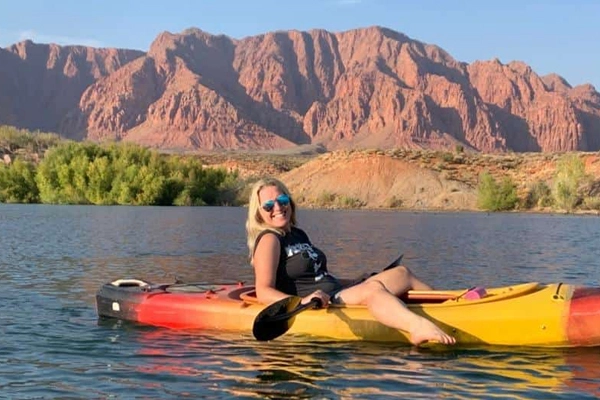 woman kayaking