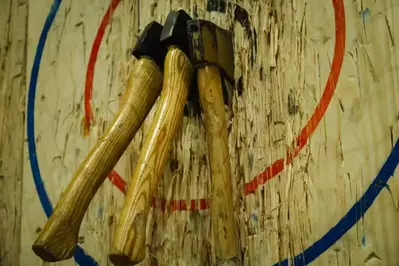 axe throwing activity 