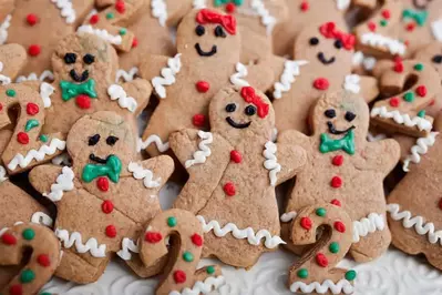 decorated gingerbread men