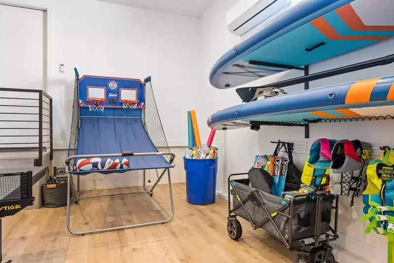 Basketball shoot out, paddle boards, wagon, etc