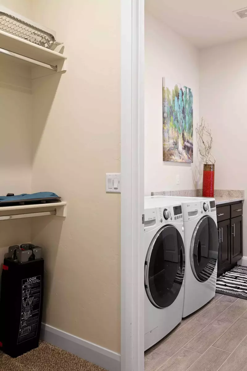 Laundry Room with Full size Washer/Dryer