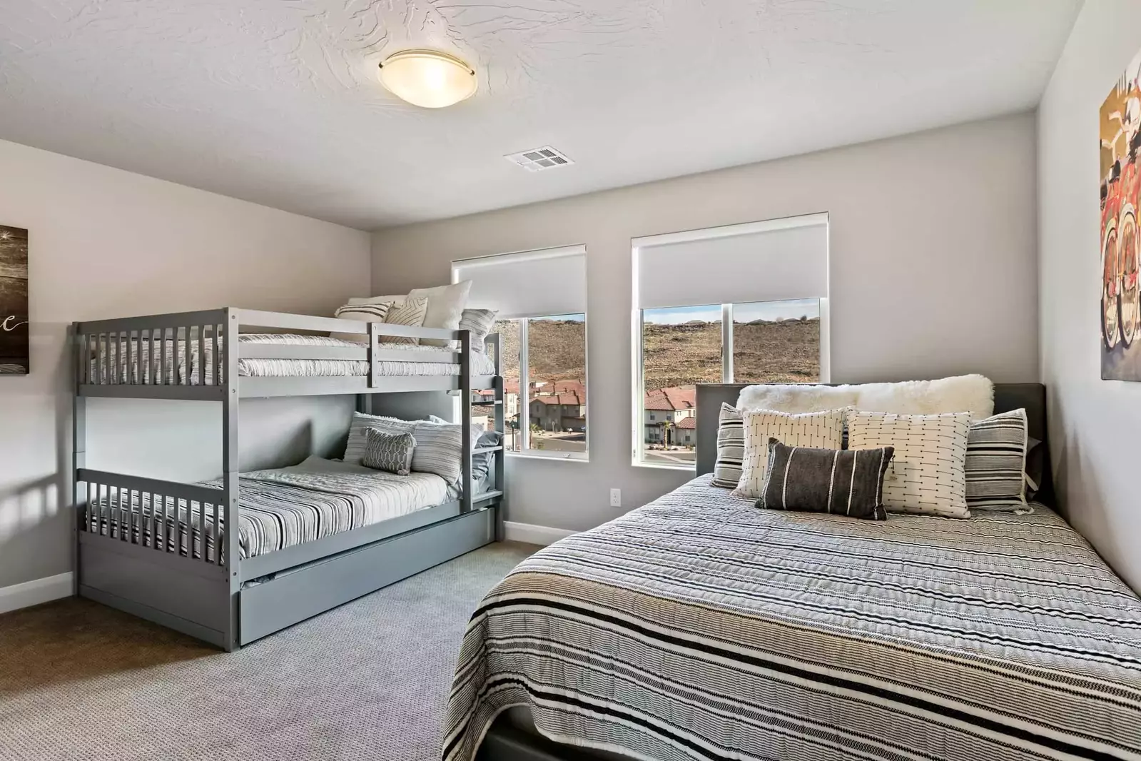 Queen Bed and 1 Full / Full Bunk with Trundle