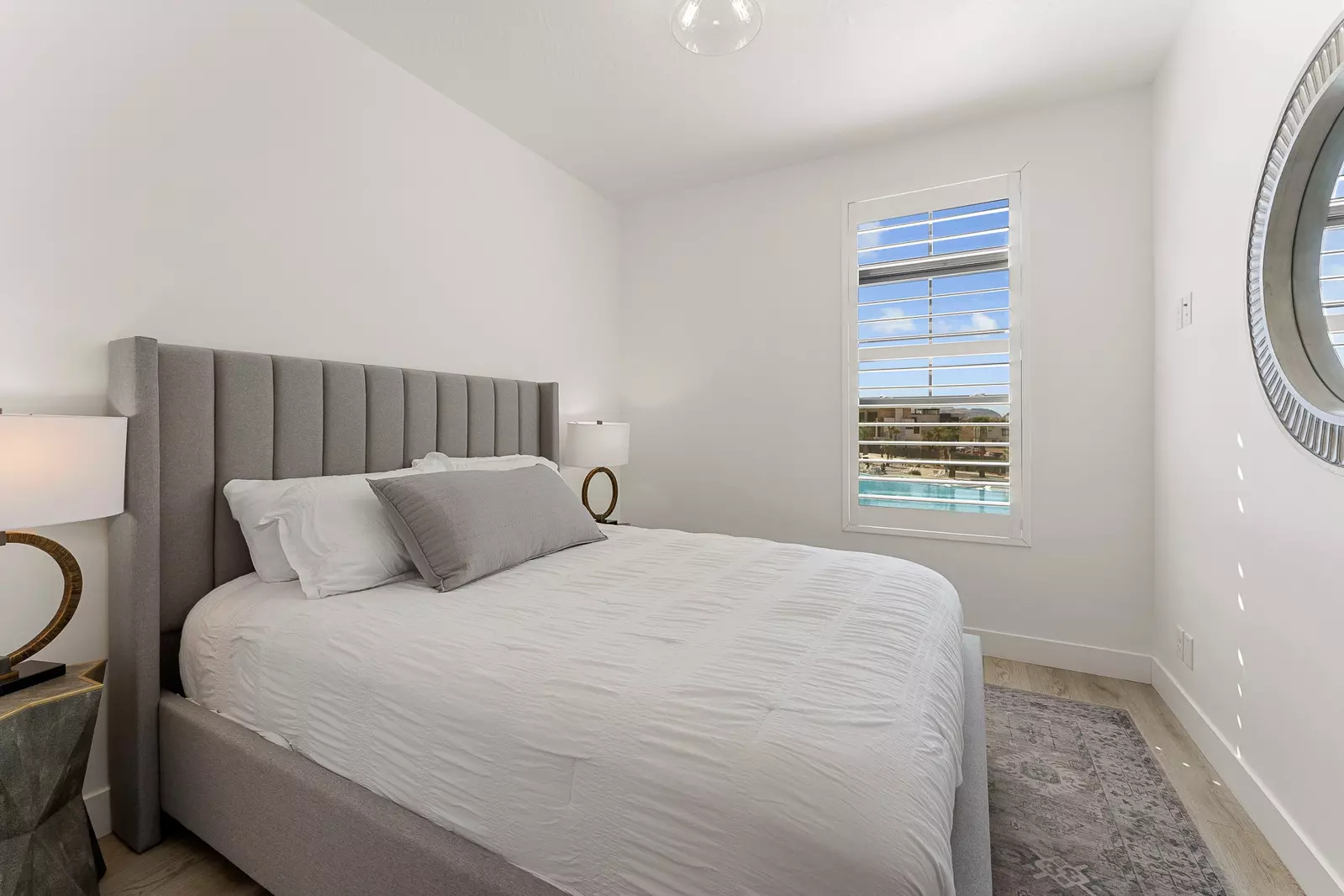Queen Bedroom