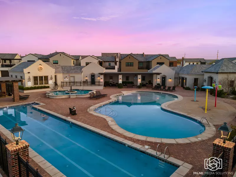 Clubhouse, Pool, and Hot Tub