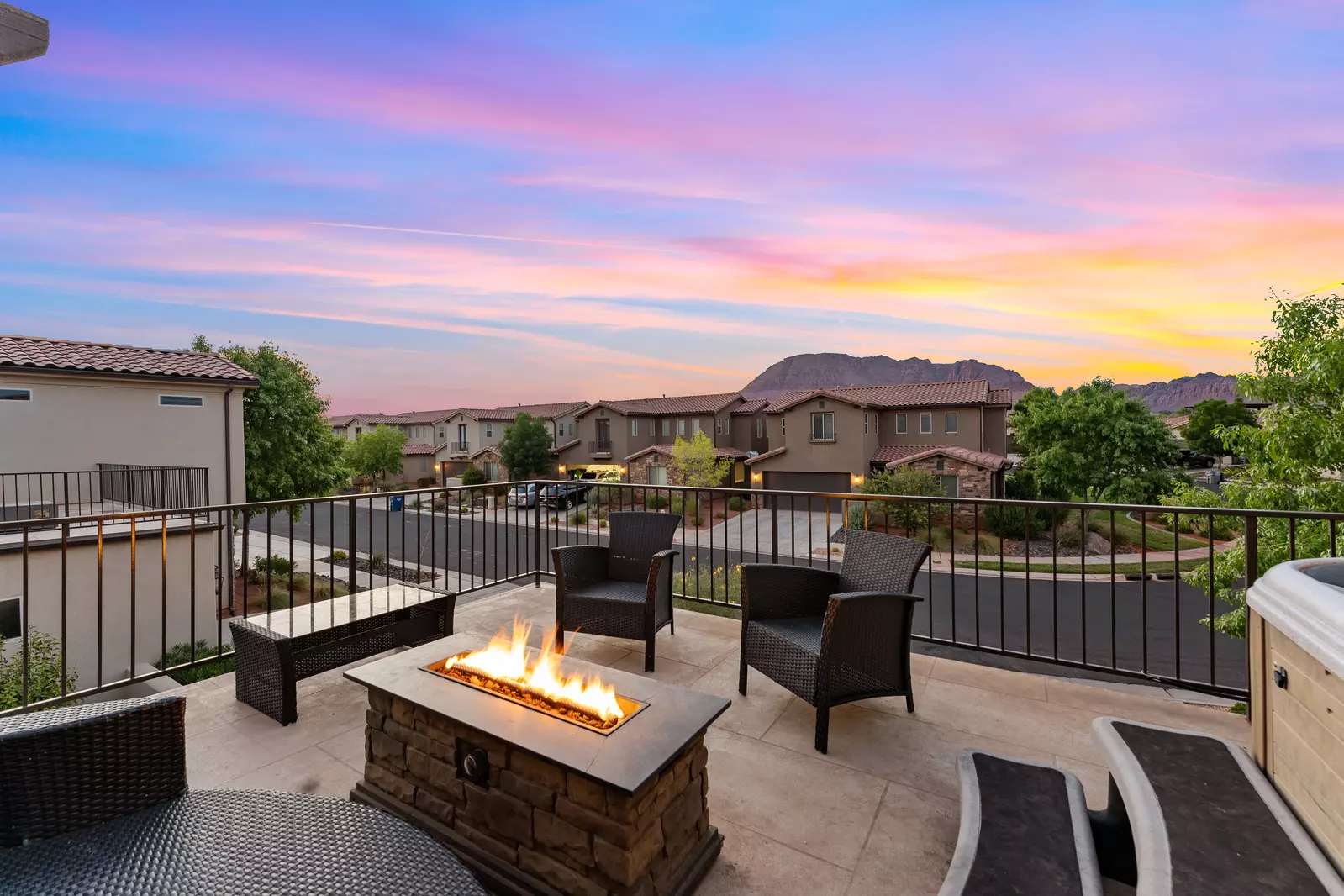 Fire Table, Hot Tub and Patio