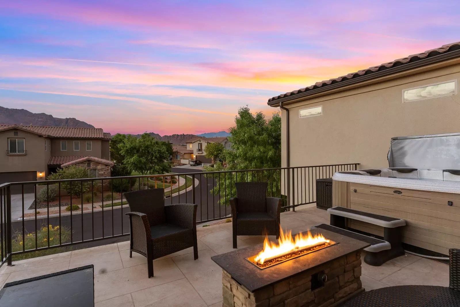 Fire Table, Hot Tub and Patio
