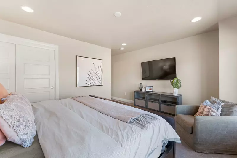 King Bedroom