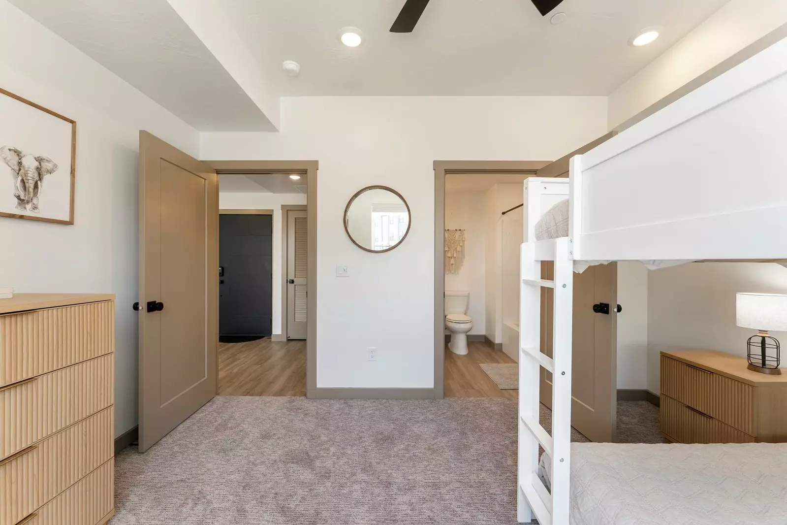 Queen/Queen Bunk Bedroom