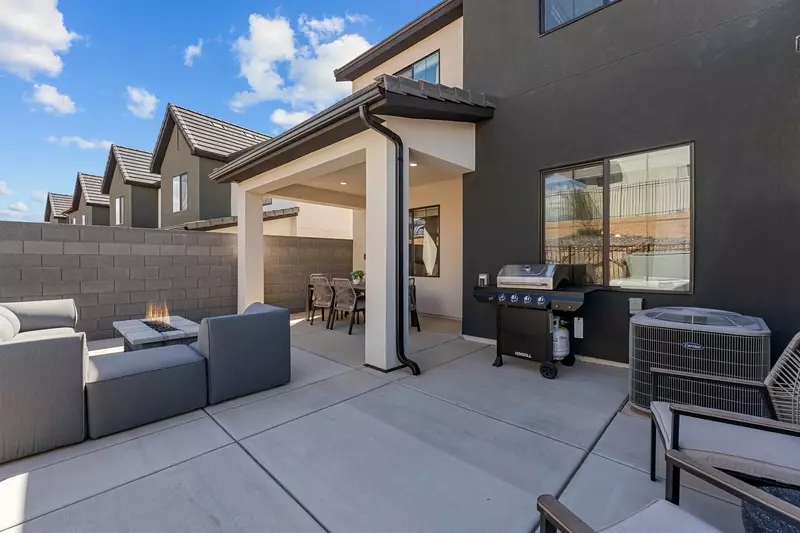 BBQ Grill + Outdoor Seating