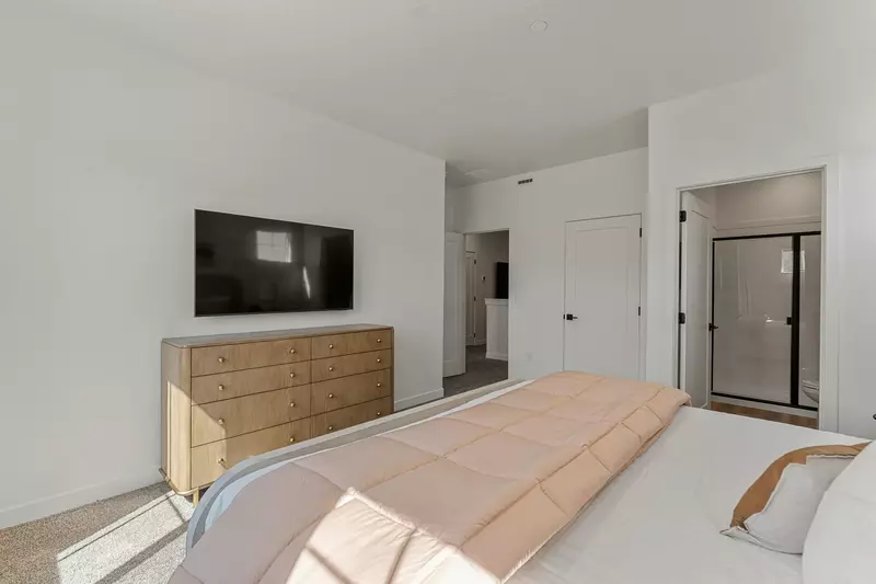 King Bedroom