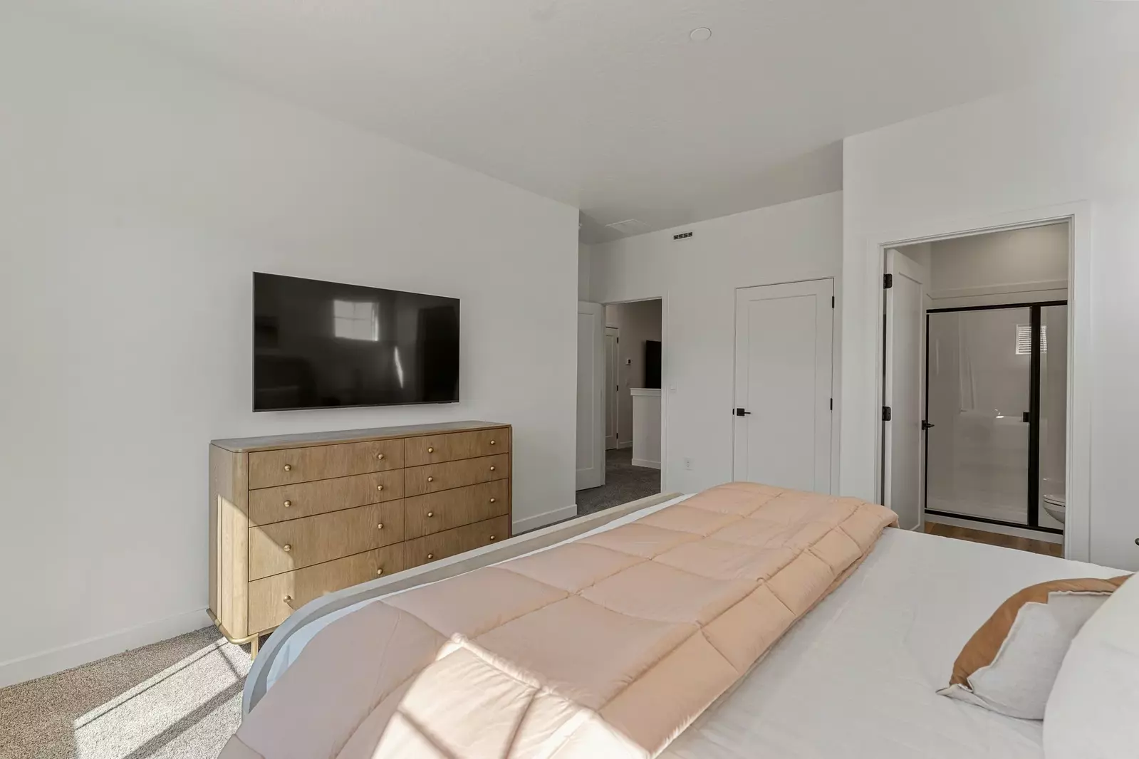 King Bedroom