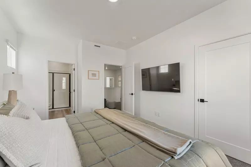 King Bedroom