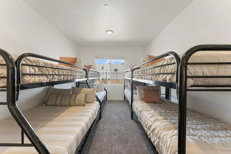 2 Twin/Twin Bunks + 2 Twin/Full Bunks