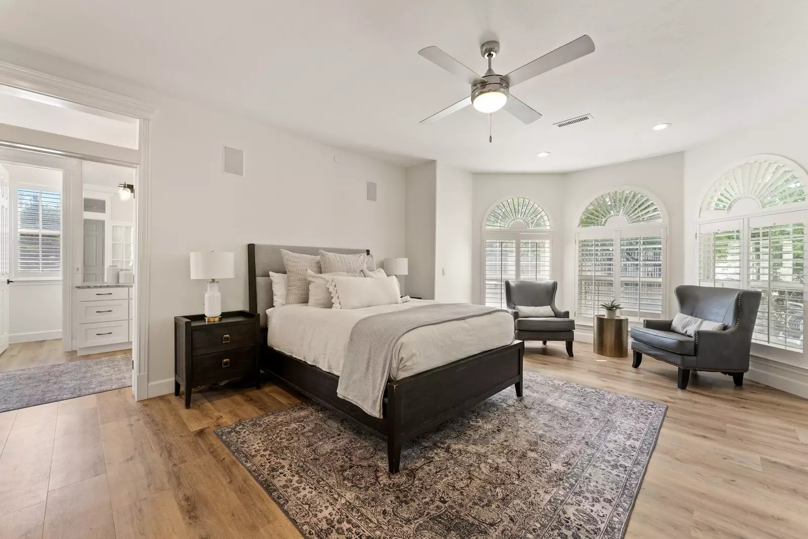 King Bedroom