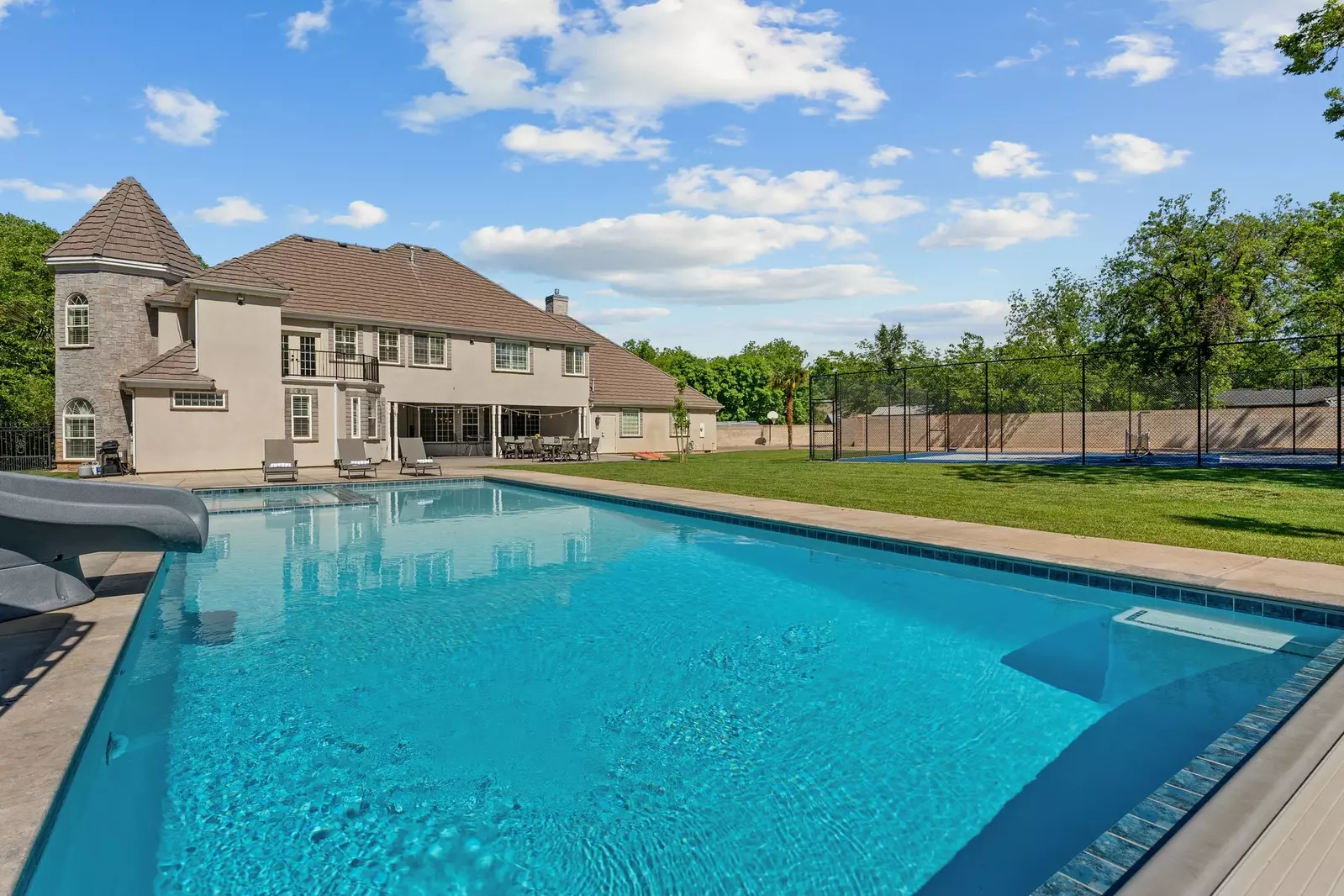 Private Pool