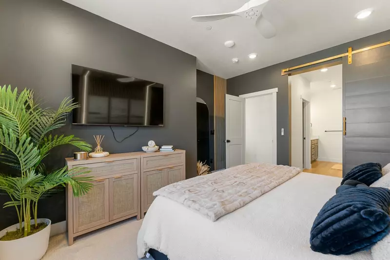 King bedroom
