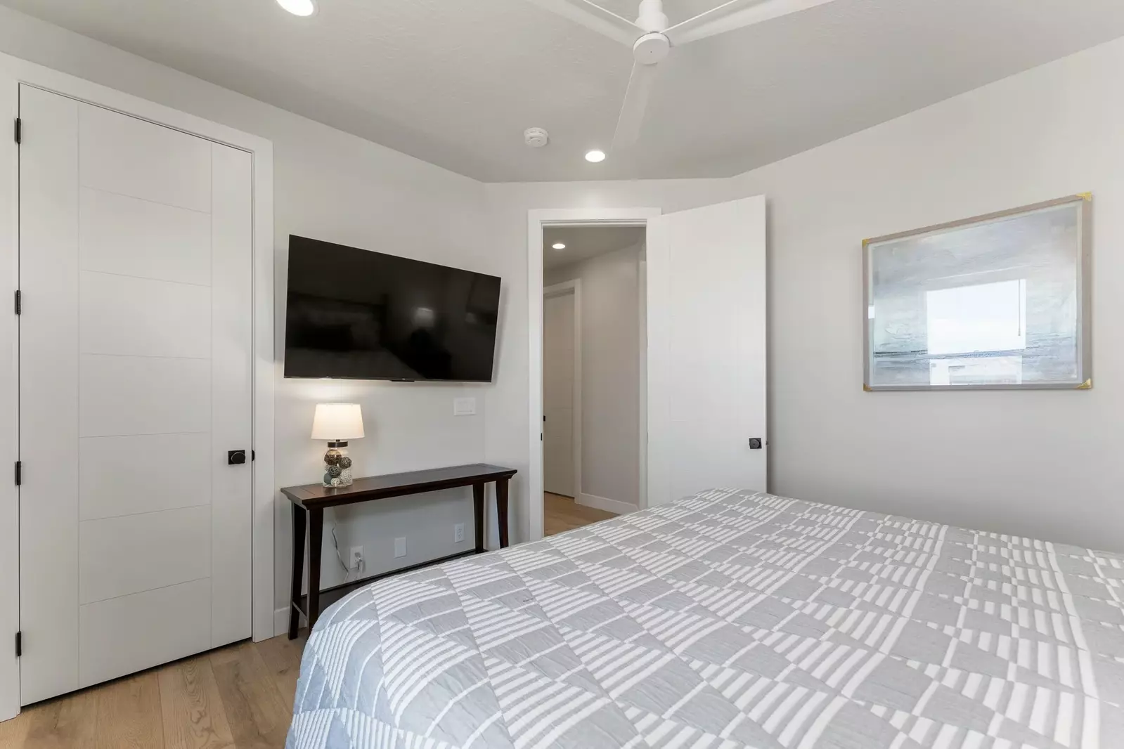 King Bedroom