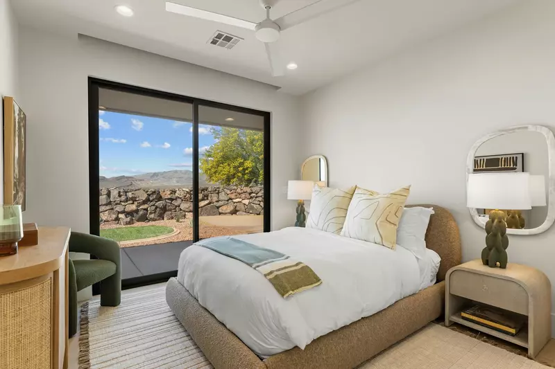 Queen Bedroom