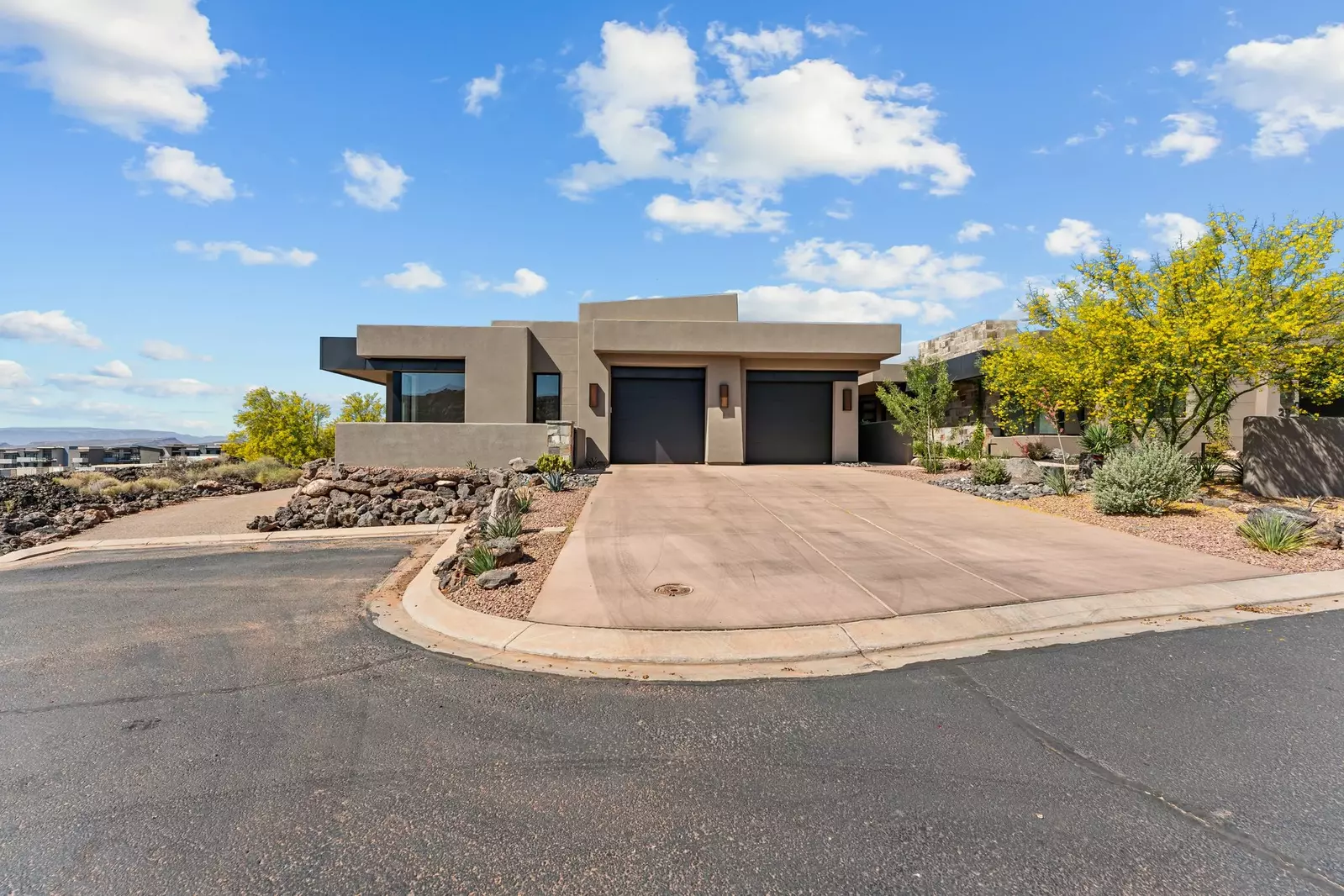 2 Car Garage