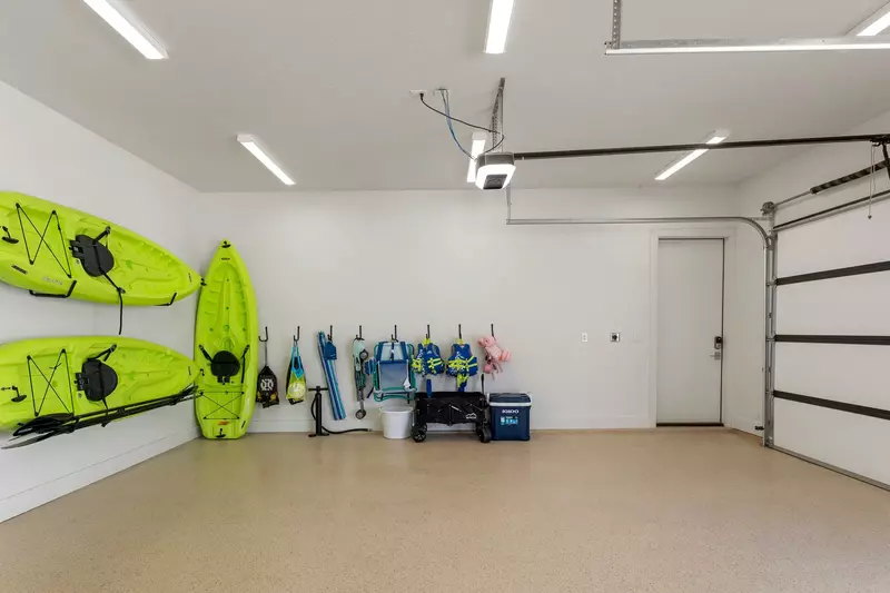 Interior Garage