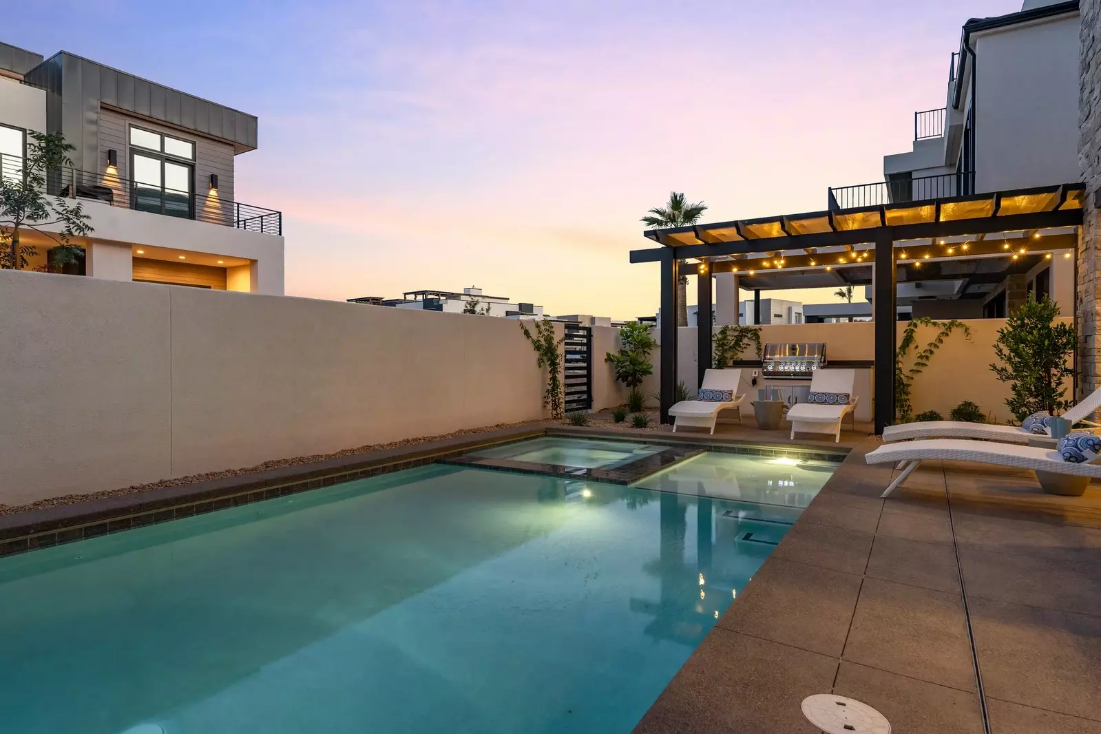 Private Pool + Hot Tub