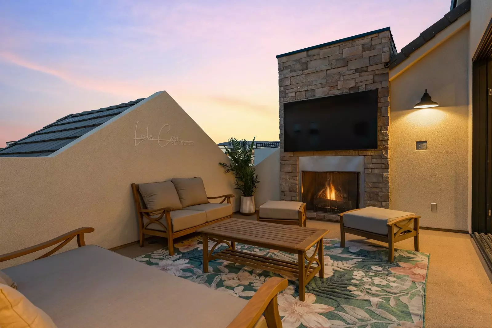 Rooftop Deck