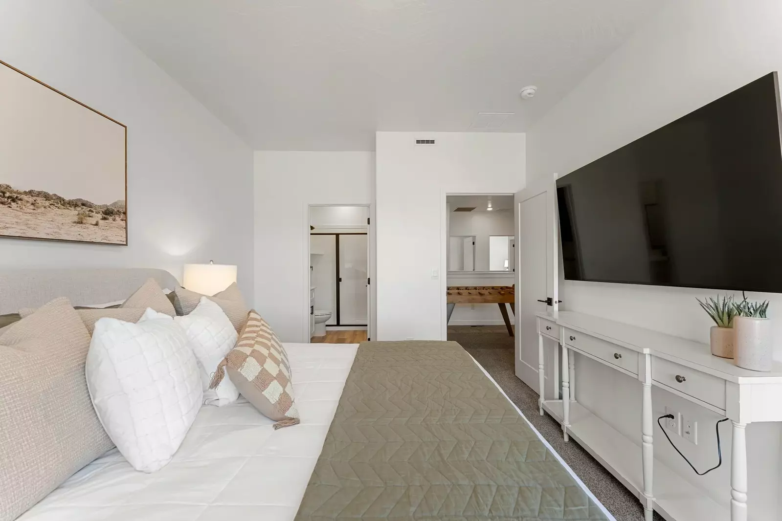 King Bedroom