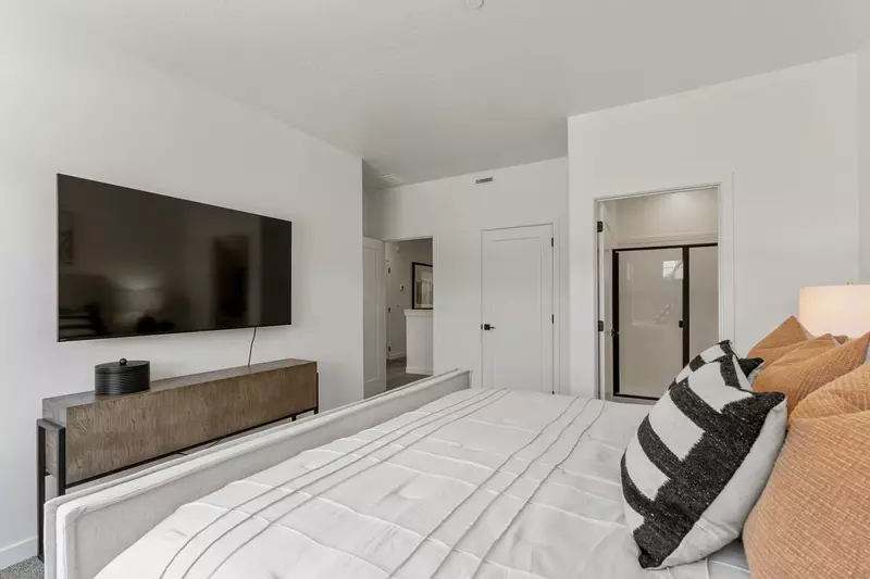 King Bedroom