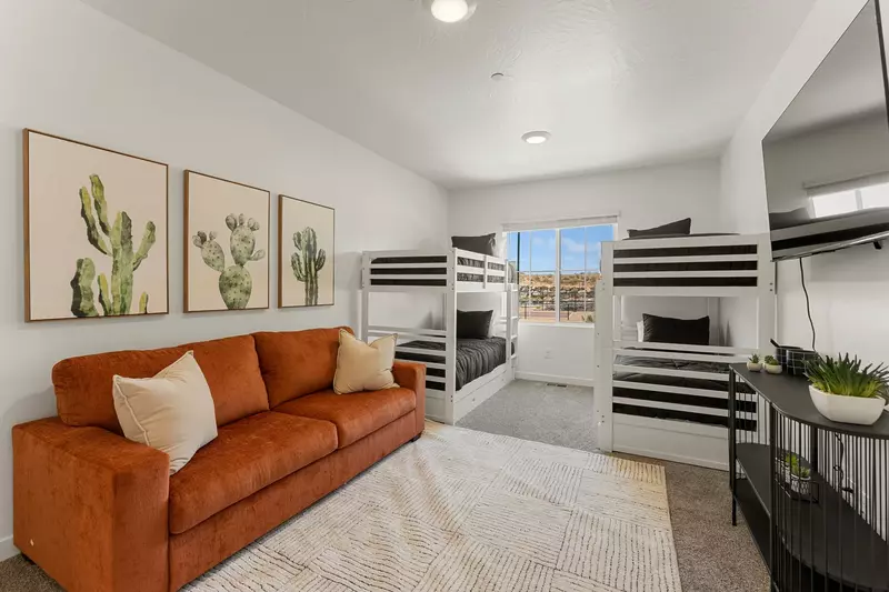 Queen Sofa Sleeper + 2 Twin/Twin Bunks