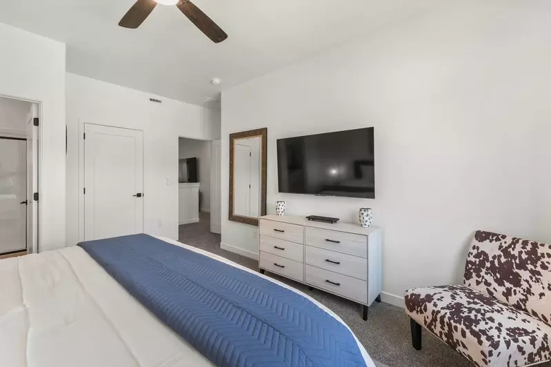 King Bedroom