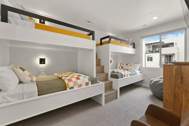 2 Twin/Double Bunk Beds