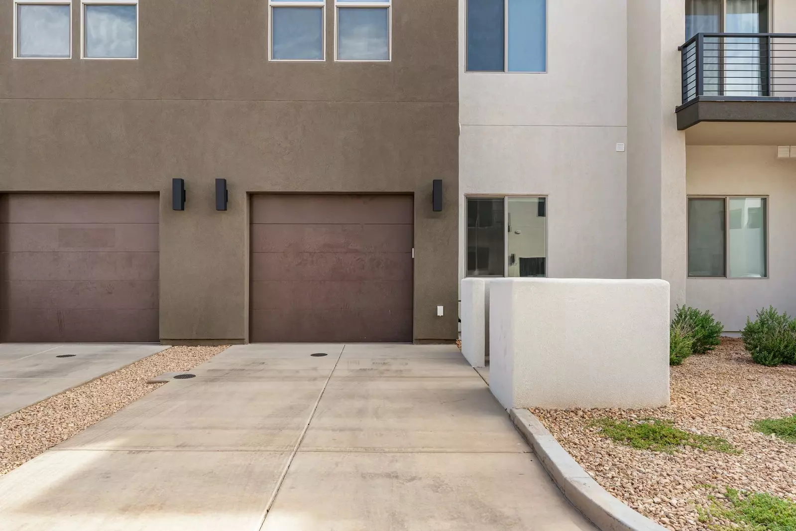 Garage + Car Port