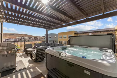 Private Hot Tub
