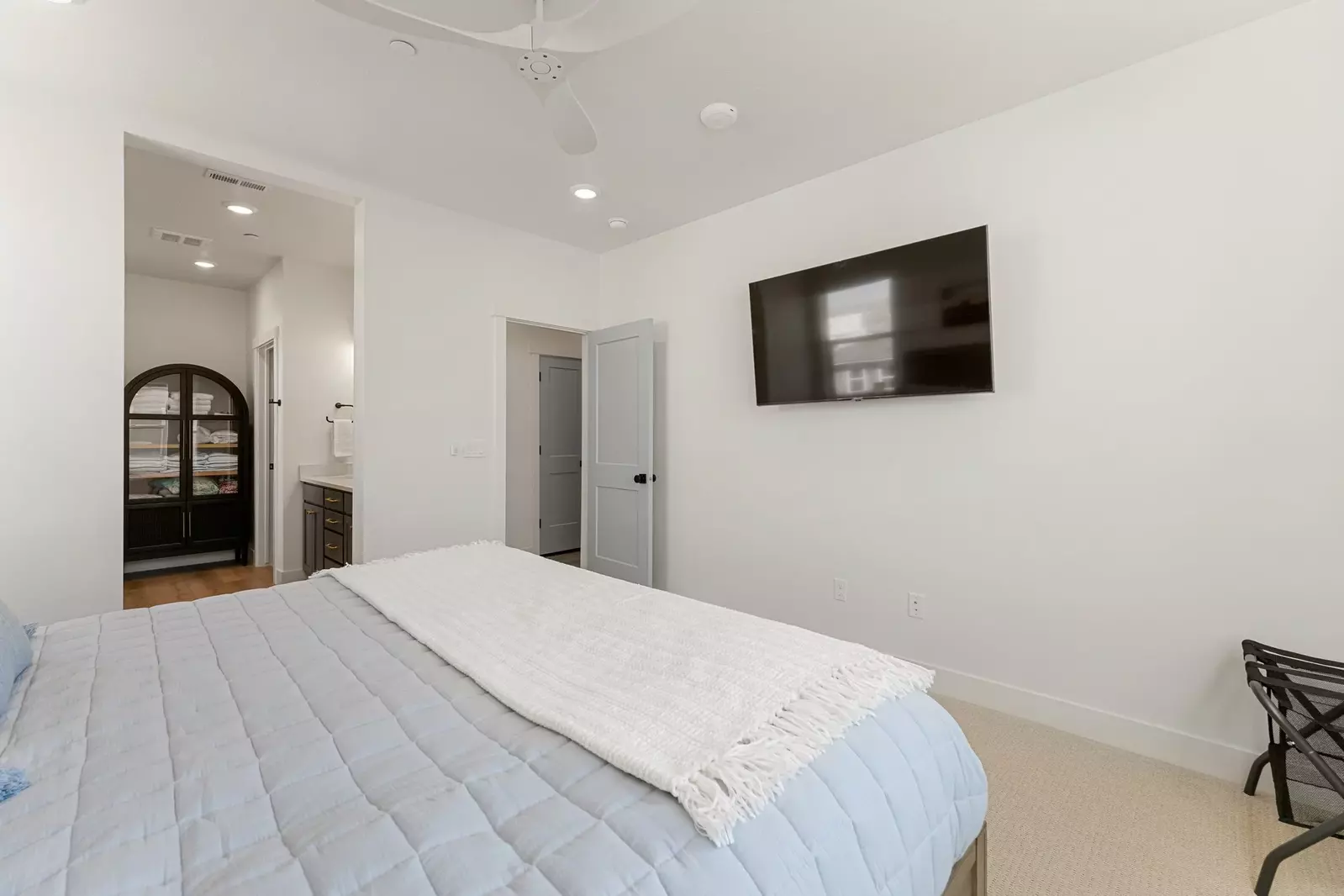 King Bedroom