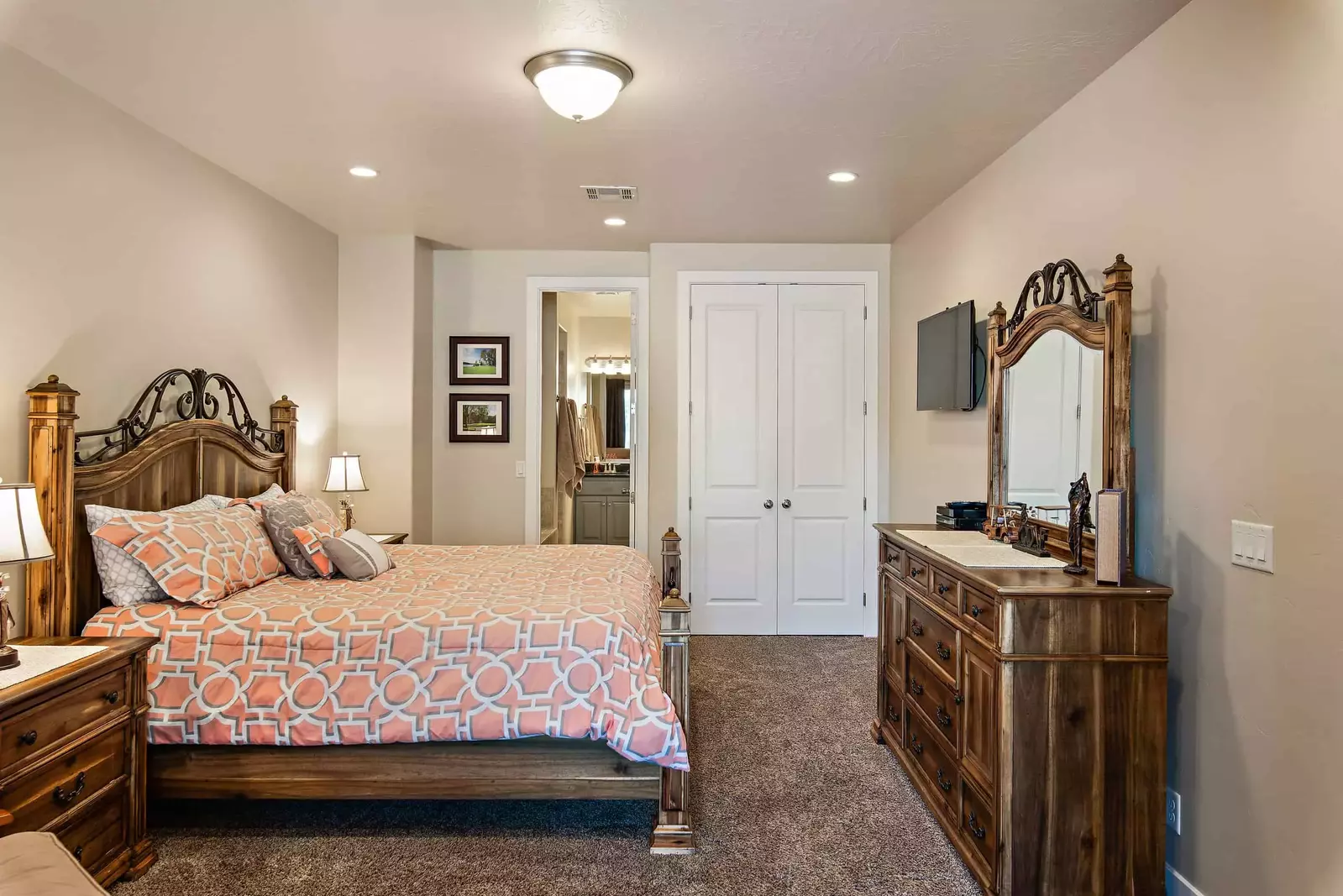 King Bedroom