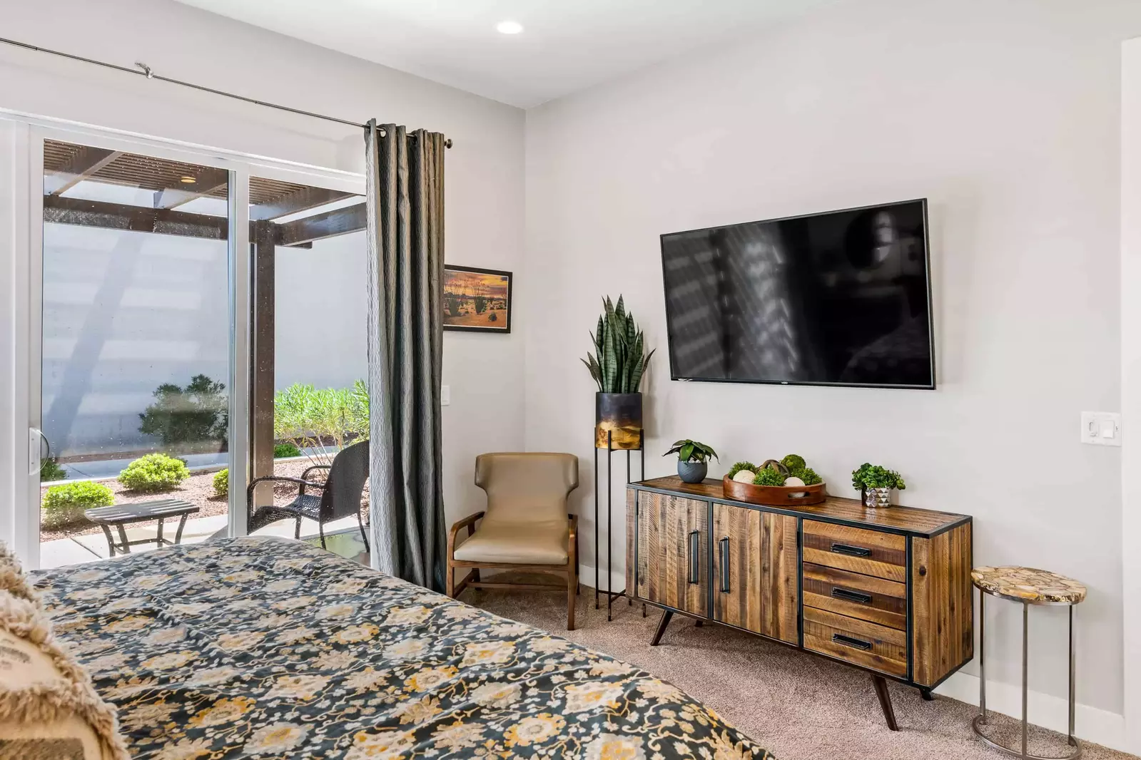 King Bedroom