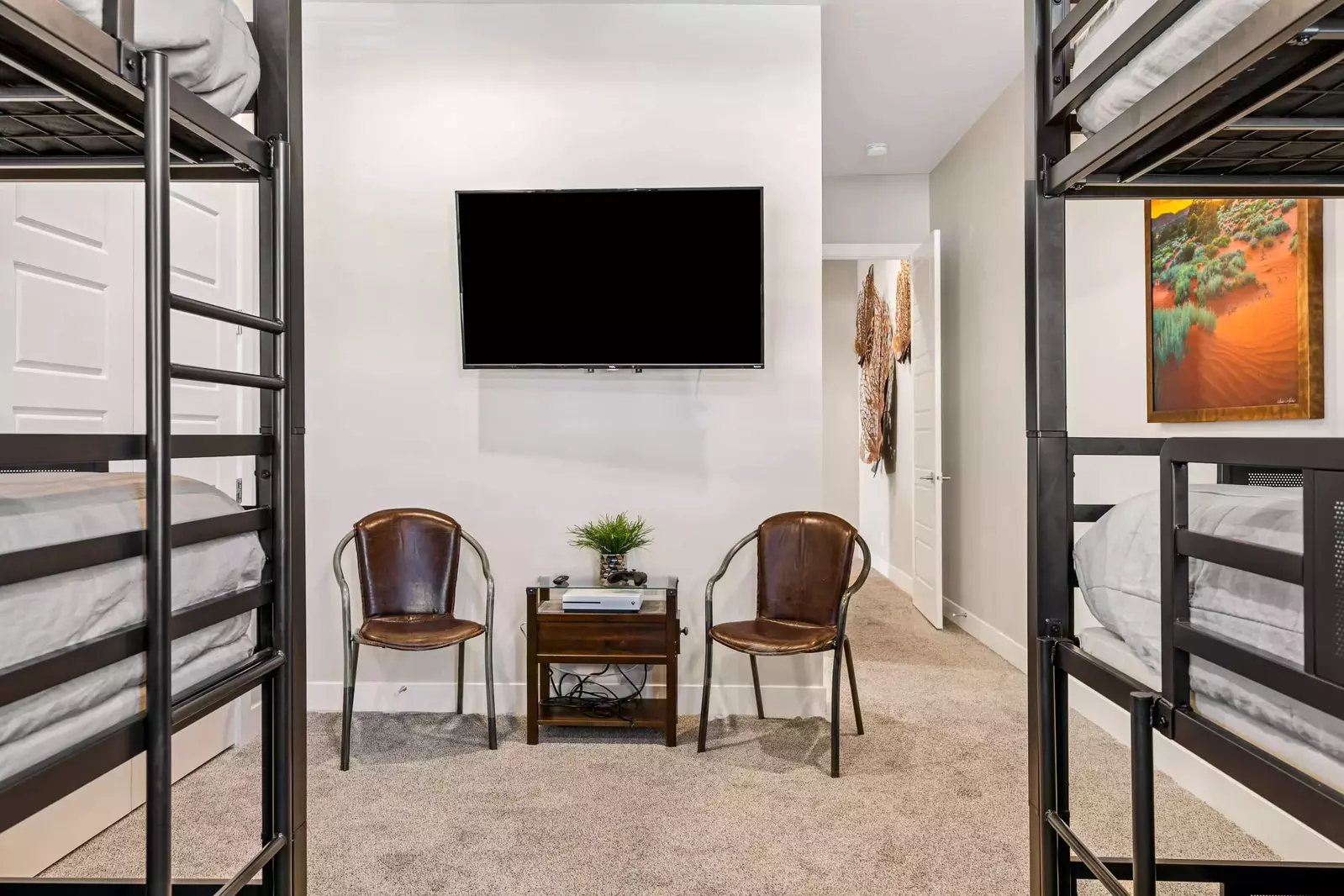 Twin/Twin/Twin Bunk Room