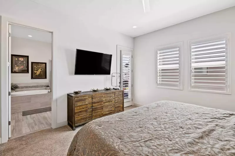 King Bedroom