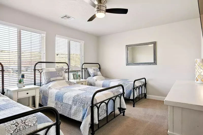 3 Twin Beds