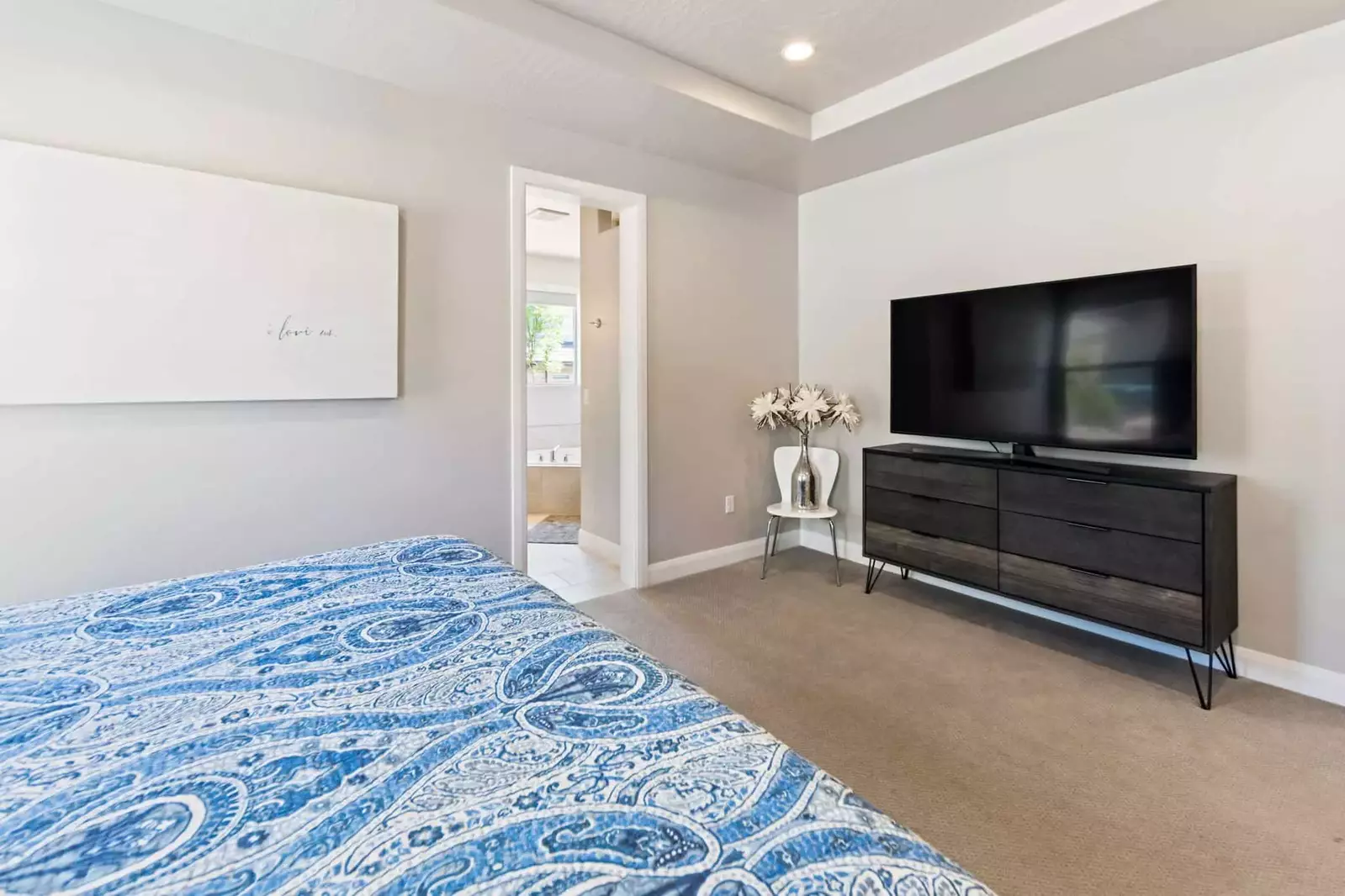 King Bedroom