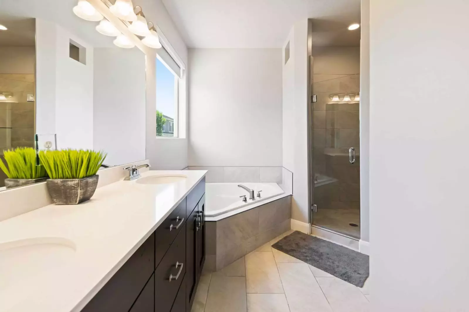 Bathroom with Large Soaking Tub