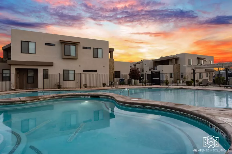 Community Pool and Hot Tub