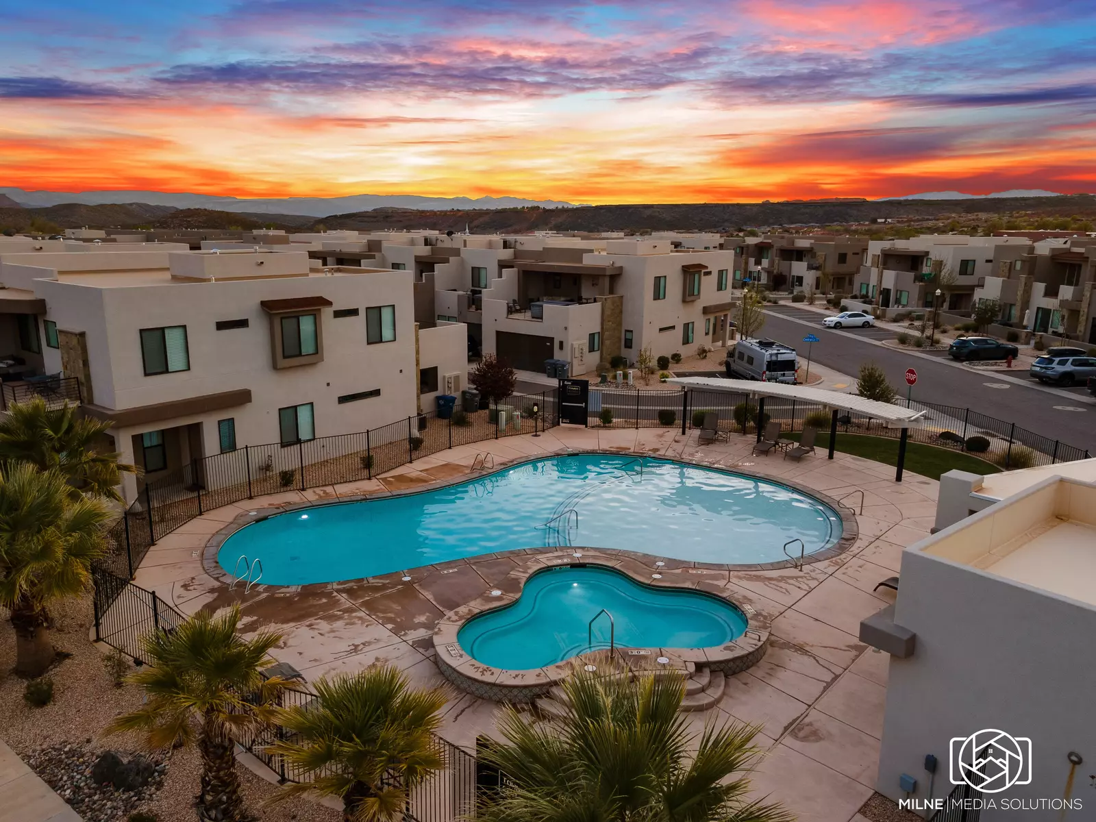 Community Pool and Hot Tub
