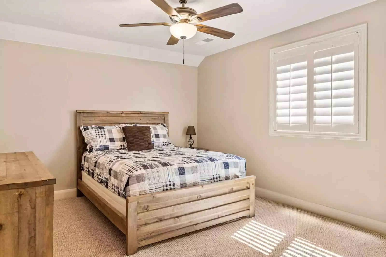 Queen Bedroom
