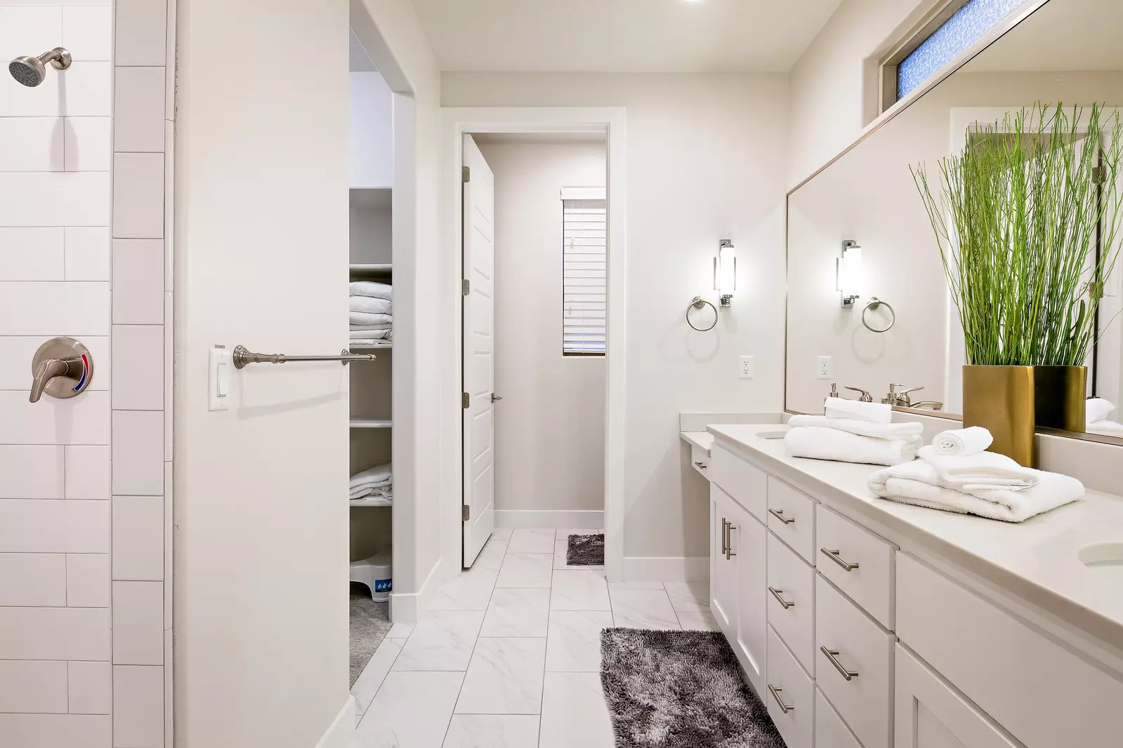 Master Bedroom 1 Bathroom