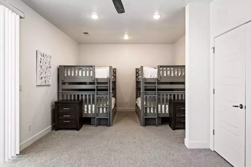 Full / Full Bunks