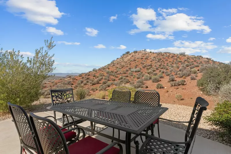 Outdoor Dinning